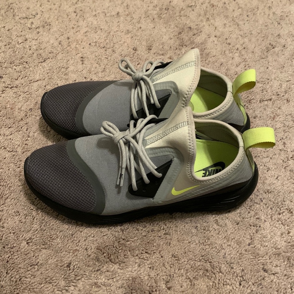 Nike men’s shoes